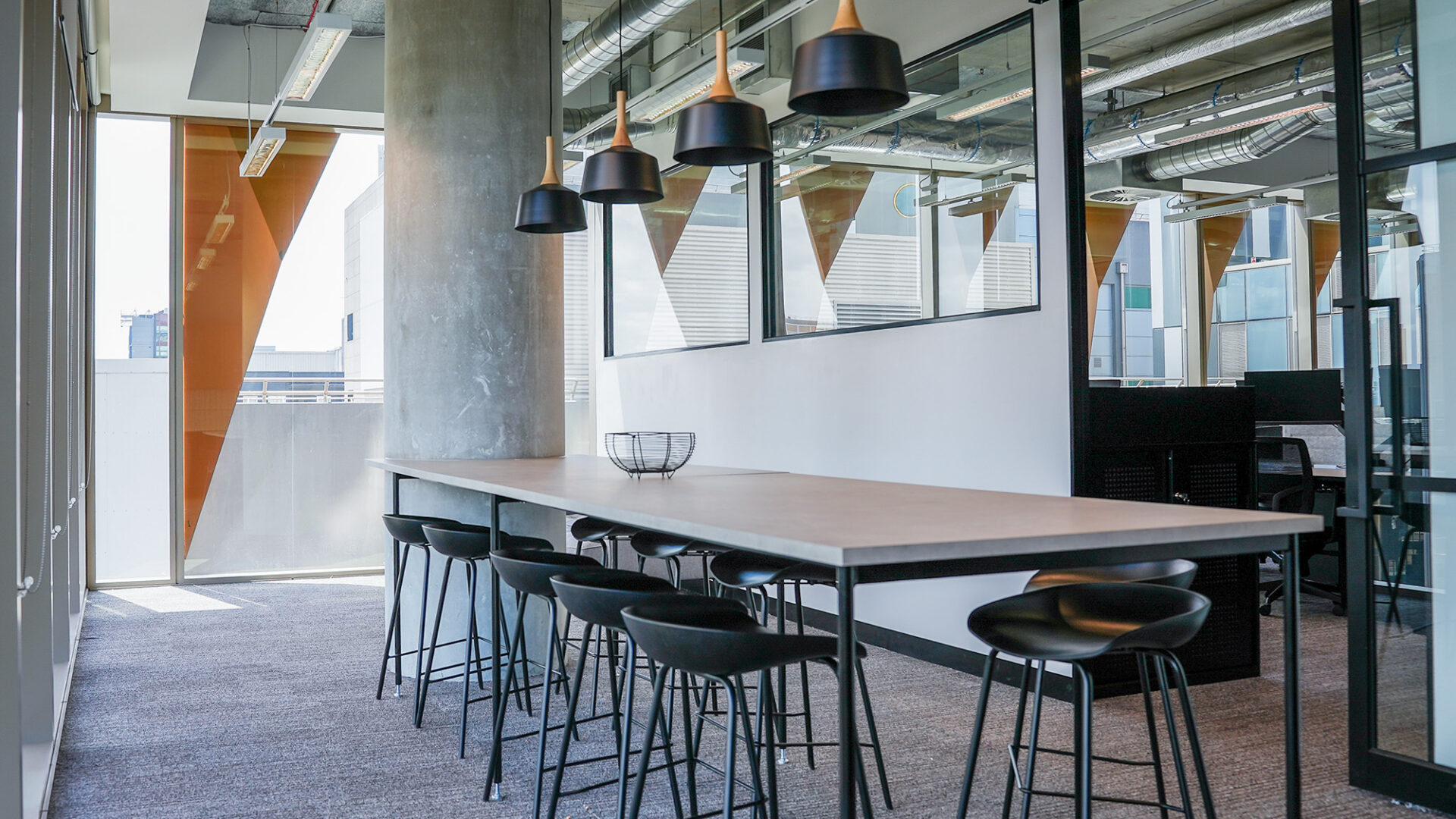 Large Office 3 19x9