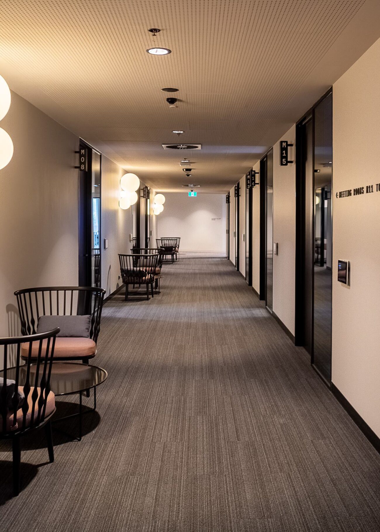 Meeting Rooms Split Column